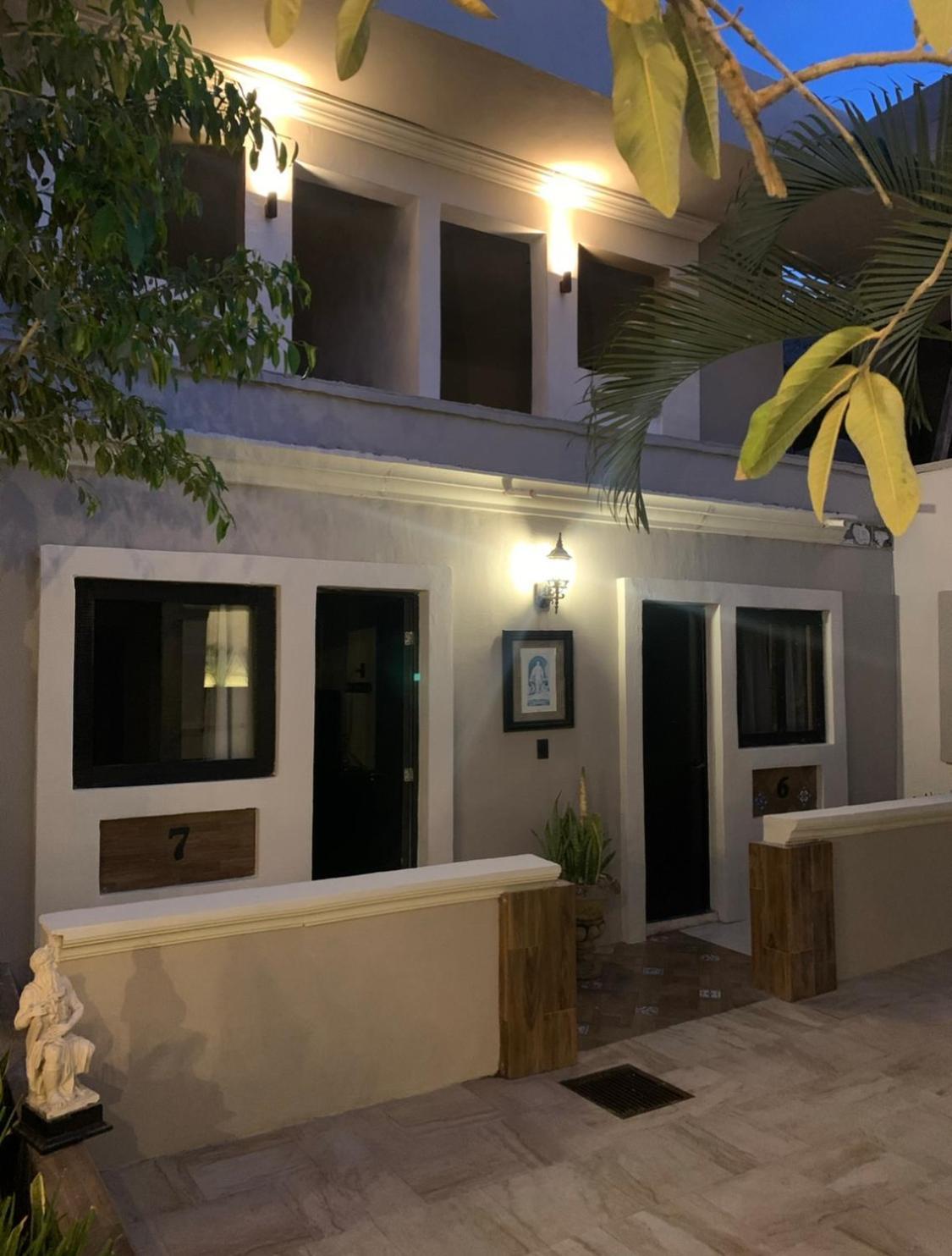 The Black Tree Hotel Colonial Масатлан Екстериор снимка