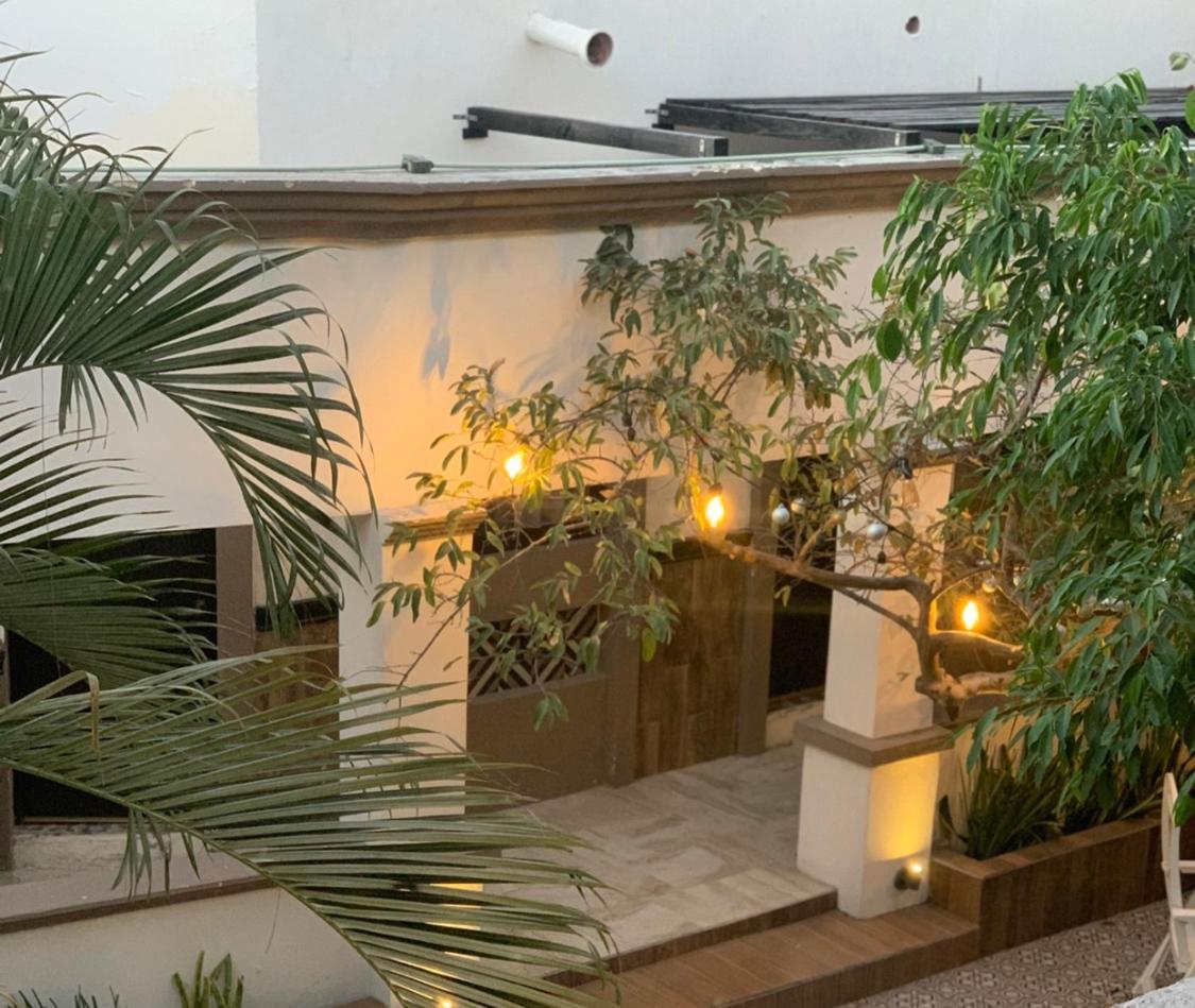 The Black Tree Hotel Colonial Масатлан Екстериор снимка